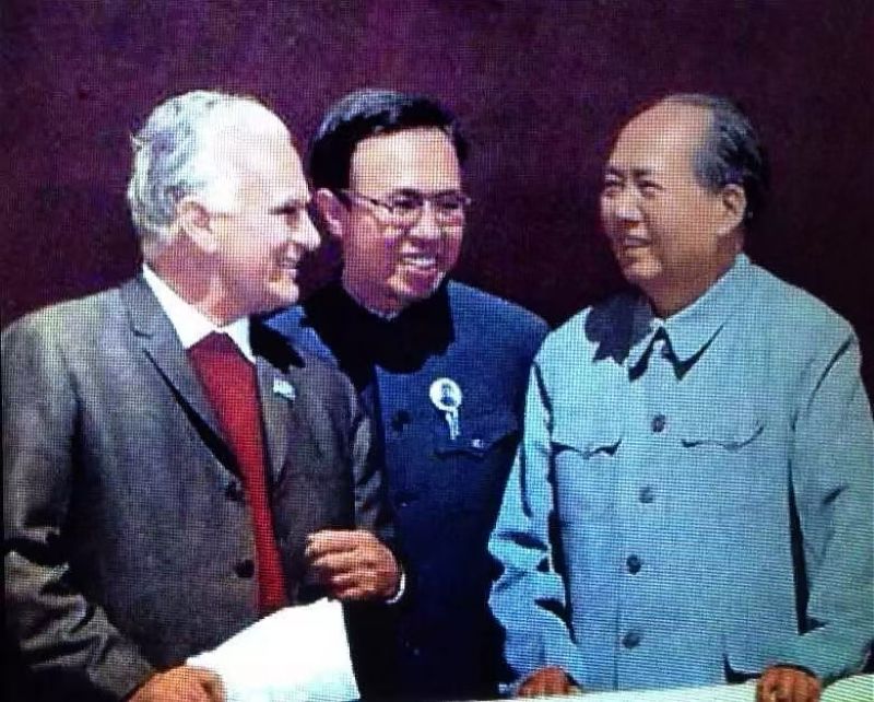 跨越世纪的桥梁：评冀朝铸与中国外交的峥嵘岁月